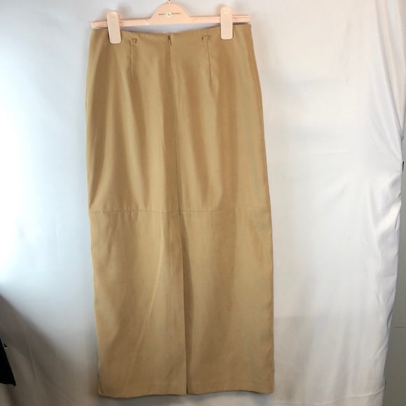 MODA - Picture 2 of 3